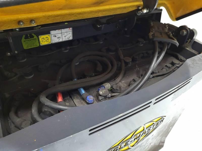 Aisle-Master 20SHE Elevatore passaggio stretto