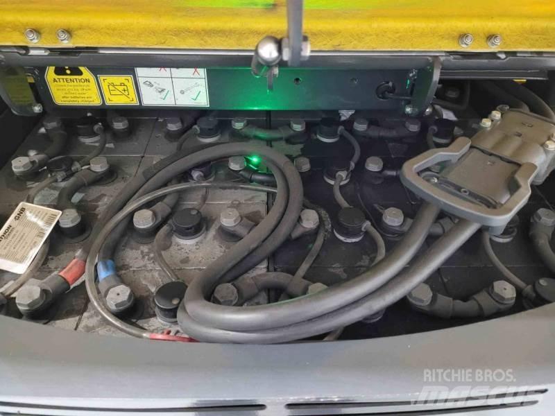 Aisle-Master 20SHE Elevatore passaggio stretto