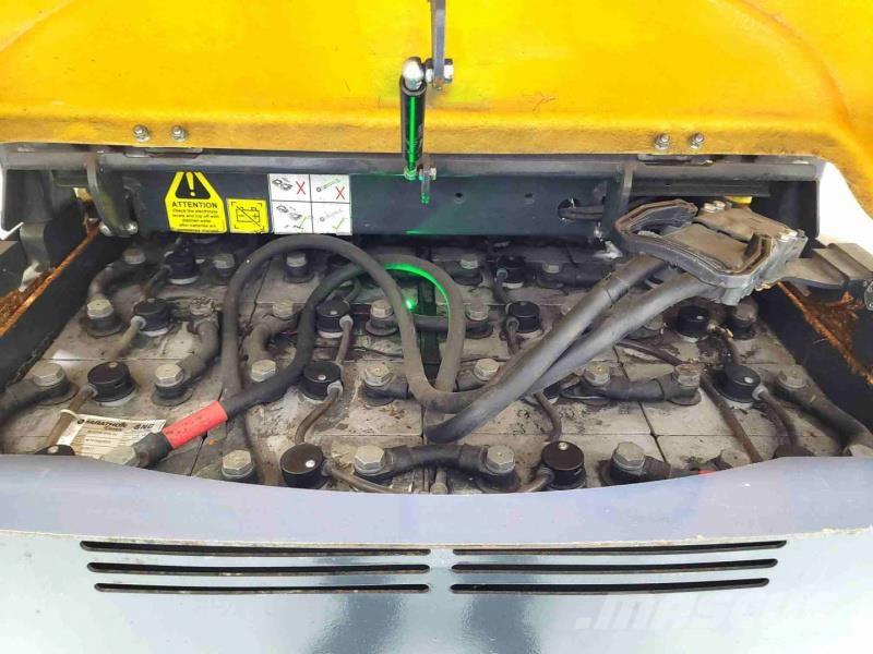 Aisle-Master 20WHE Elevatore passaggio stretto