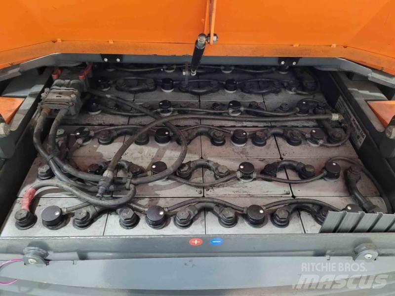 Aisle-Master 20WHE Elevatore passaggio stretto