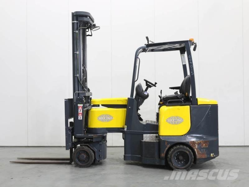 Aisle-Master 25WE Elevatore passaggio stretto