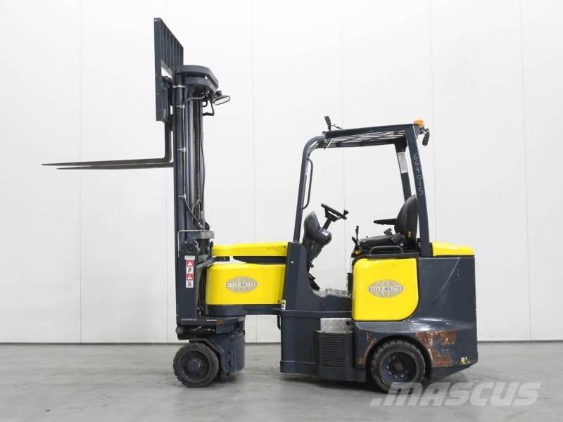Aisle-Master 25WE Elevatore passaggio stretto