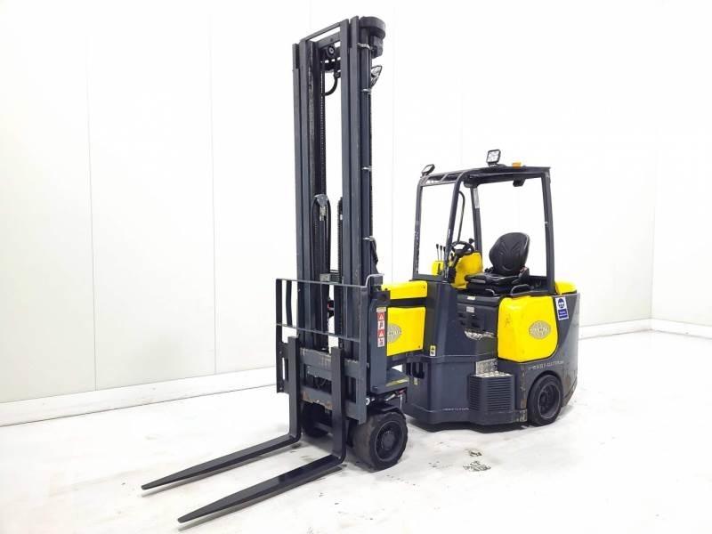 Aisle-Master AM20SE Elevatore passaggio stretto