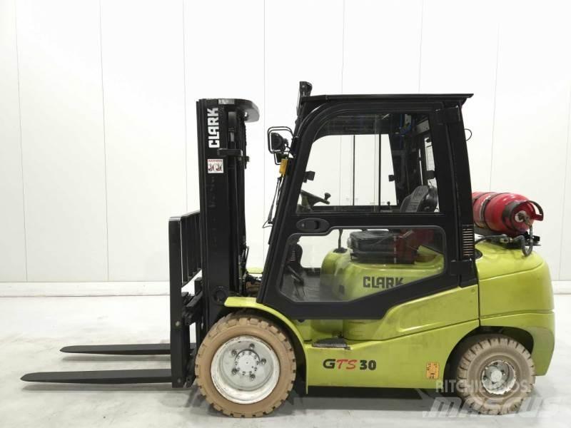 Clark GTS30L Carrelli elevatori GPL