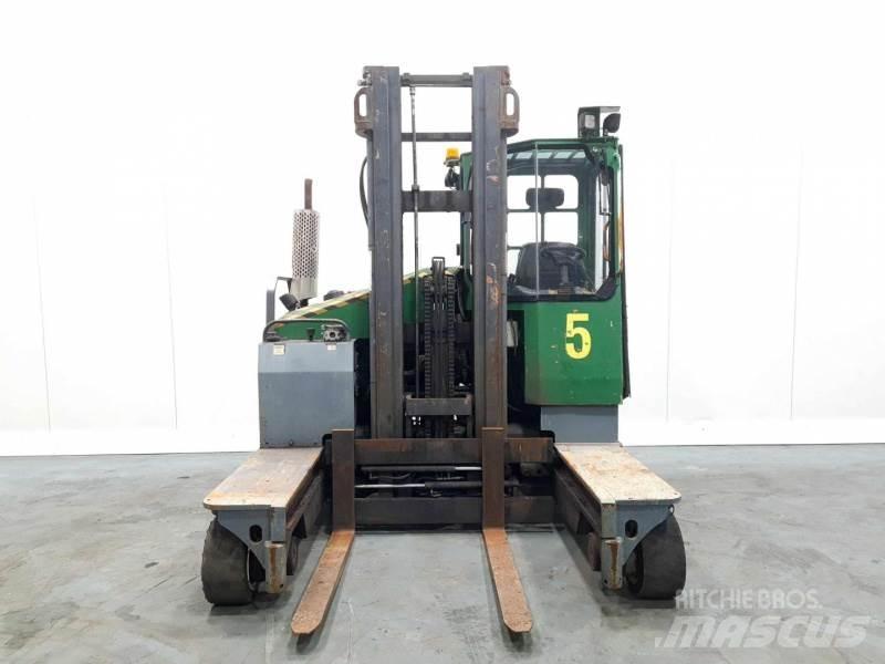 Combilift C3500 Carrello elevatore retrattile a 4 vie