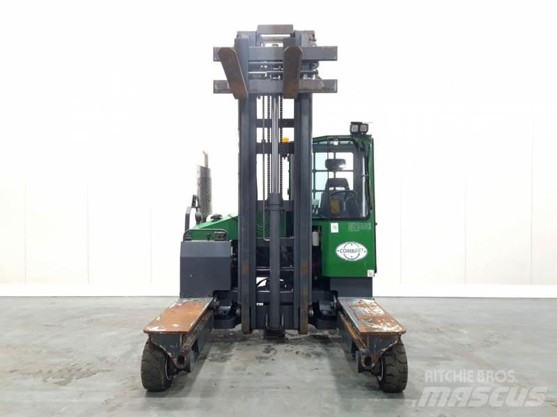 Combilift C4000 Carrello elevatore retrattile a 4 vie