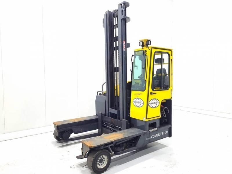 Combilift C4000 Carrello elevatore retrattile a 4 vie