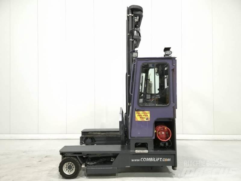Combilift C4000 Carrello elevatore retrattile a 4 vie