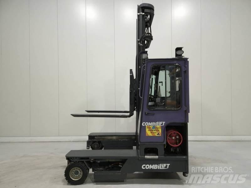 Combilift C4000 Carrello elevatore retrattile a 4 vie