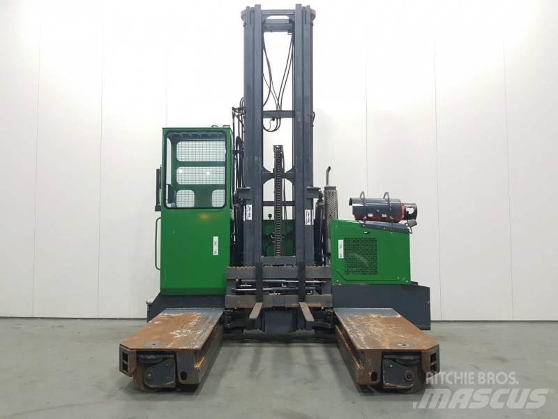 Combilift C4500GT Carrello elevatore retrattile a 4 vie