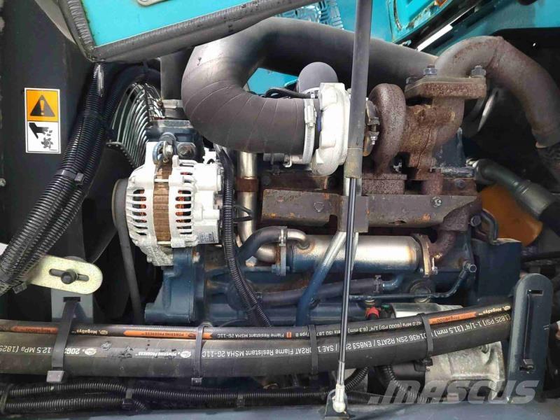 Combilift C6000 Carrello elevatore retrattile a 4 vie