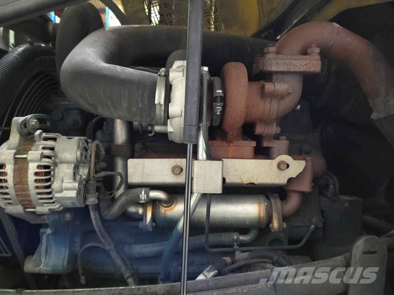 Combilift C7000 Carrello elevatore retrattile a 4 vie