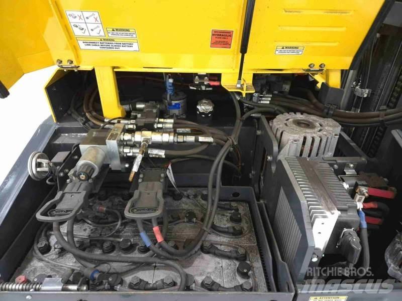 Combilift CBE2500 Carrello elevatore retrattile a 4 vie