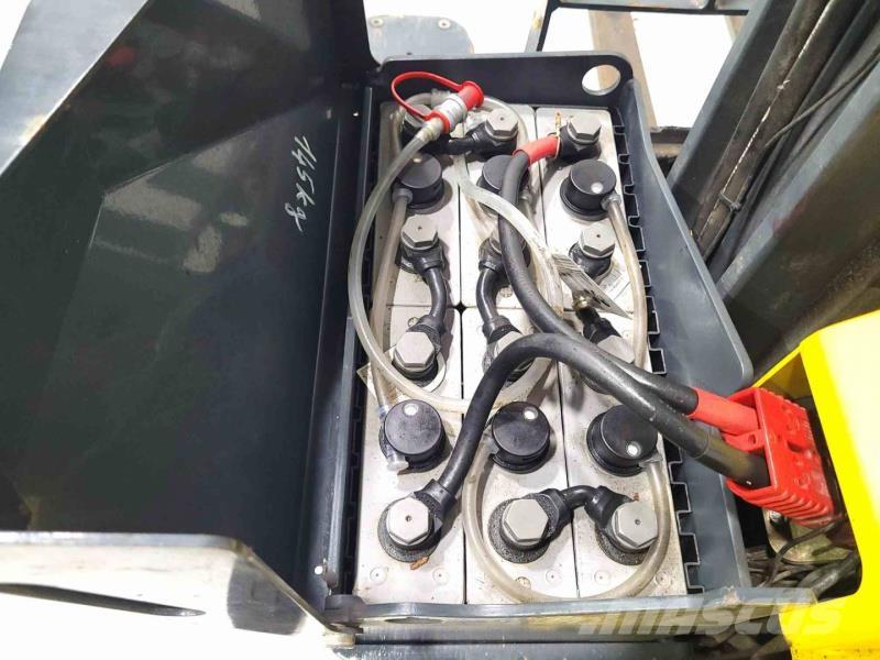 Combilift COMBI-WR4 Carrello elevatore retrattile a 4 vie