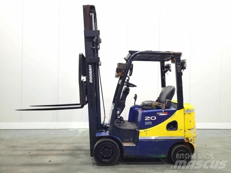 Doosan D20SC-5 Carrelli elevatori diesel