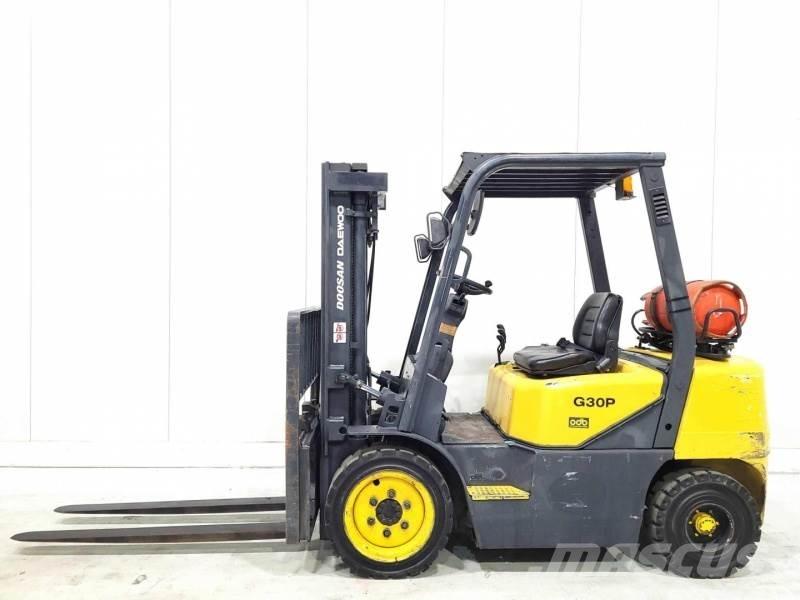 Doosan GP30-3 Carrelli elevatori GPL