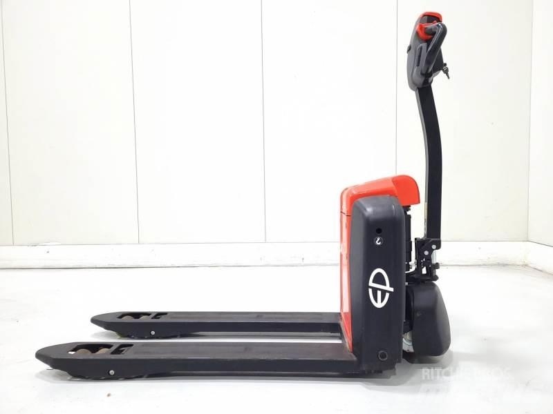 EP L185 Transpallet elettrici a timone