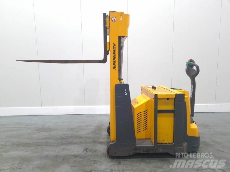 Jungheinrich EJG 108 Carelli stoccatori  automatici-usati