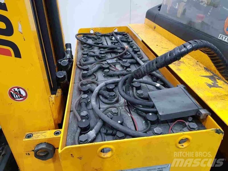 Jungheinrich ETV216 Carrello retrattile