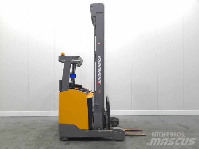 Jungheinrich ETV318 Carrello retrattile