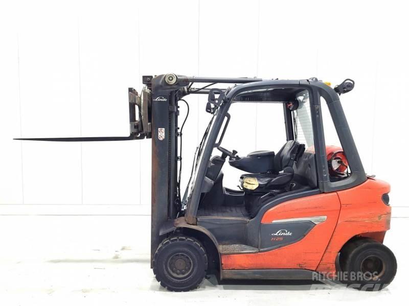 Linde H25T-01 Carrelli elevatori GPL