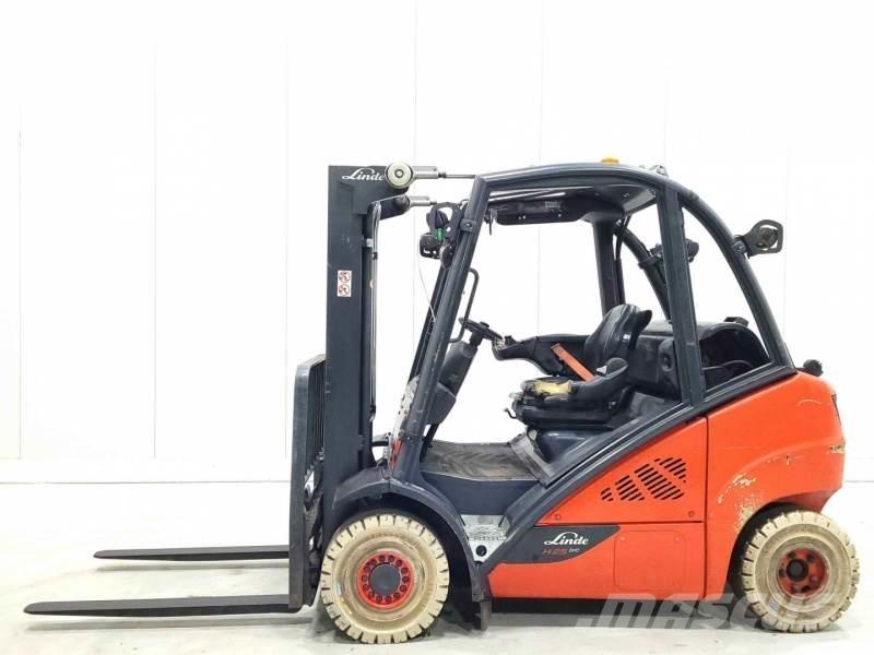 Linde H25T-02 Carrelli elevatori GPL