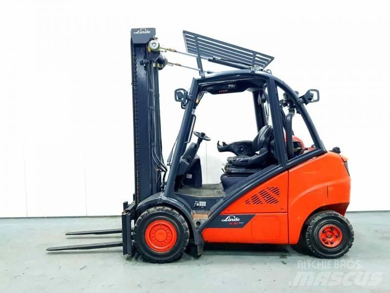 Linde H30T - 02 Carrelli elevatori GPL