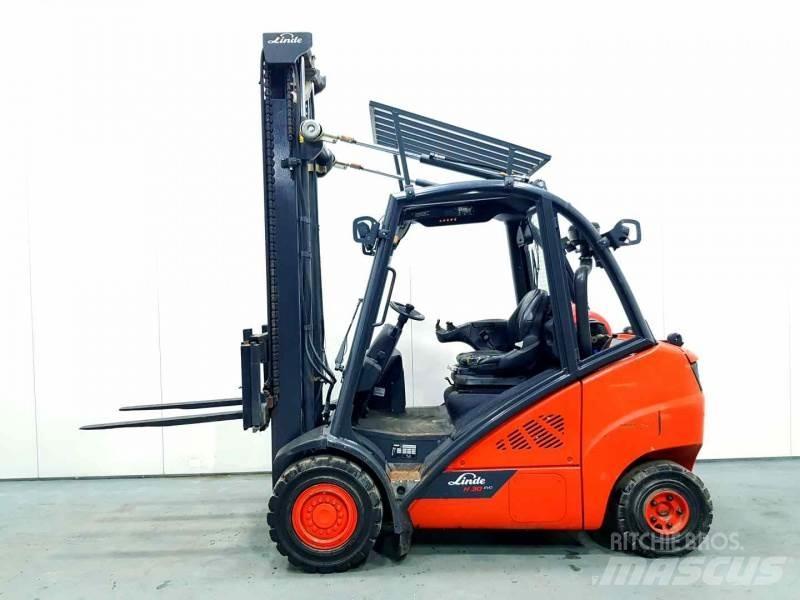 Linde H30T - 02 Carrelli elevatori GPL
