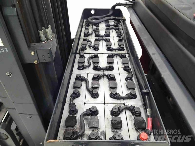 Linde R16-01 1120 Carrello retrattile