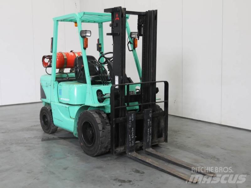 Mitsubishi FG35K Carrelli elevatori GPL