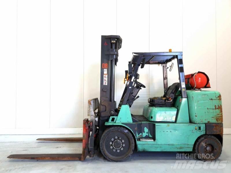 Mitsubishi FGC70K Carrelli elevatori GPL
