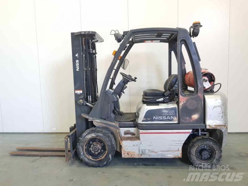 Nissan U1D272520 Carrelli elevatori GPL