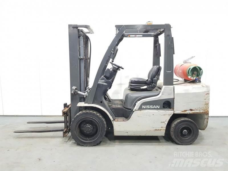 Nissan UG1F2A35DU Carrelli elevatori GPL