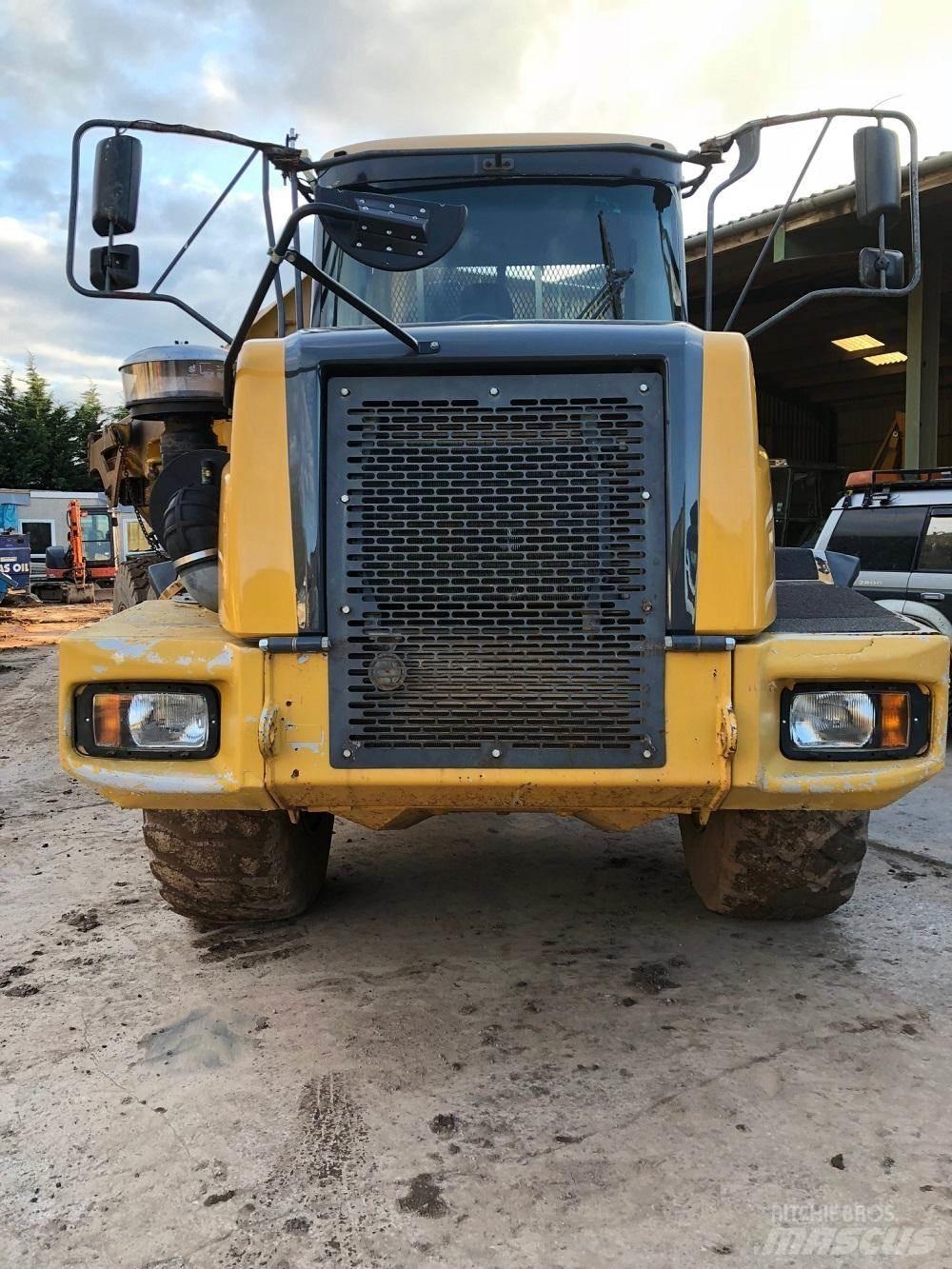 Bell D30D Dumper a telaio rigido