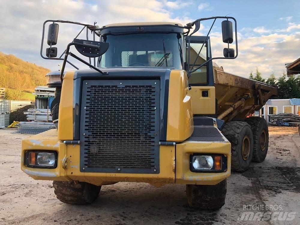 Bell D30D Dumper a telaio rigido