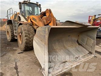 Liebherr L586 Pale gommate