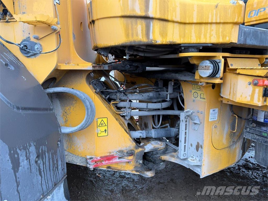 Volvo L110H Pale gommate