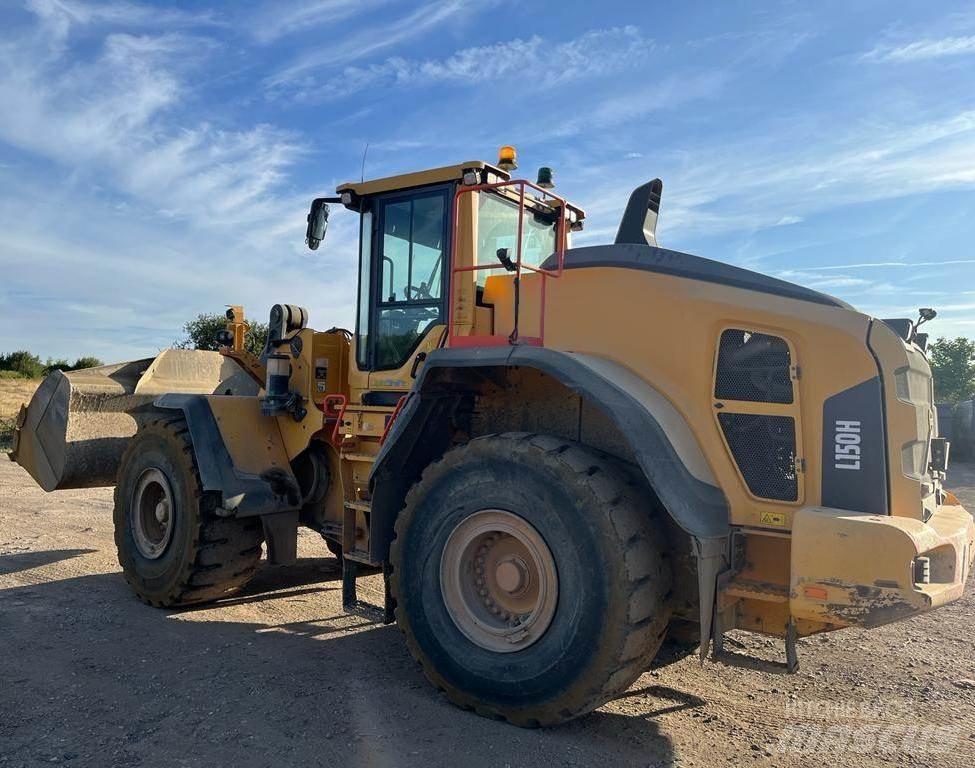 Volvo L150H Pale gommate