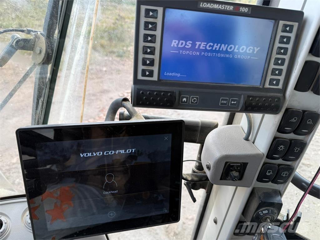 Volvo L150H Pale gommate