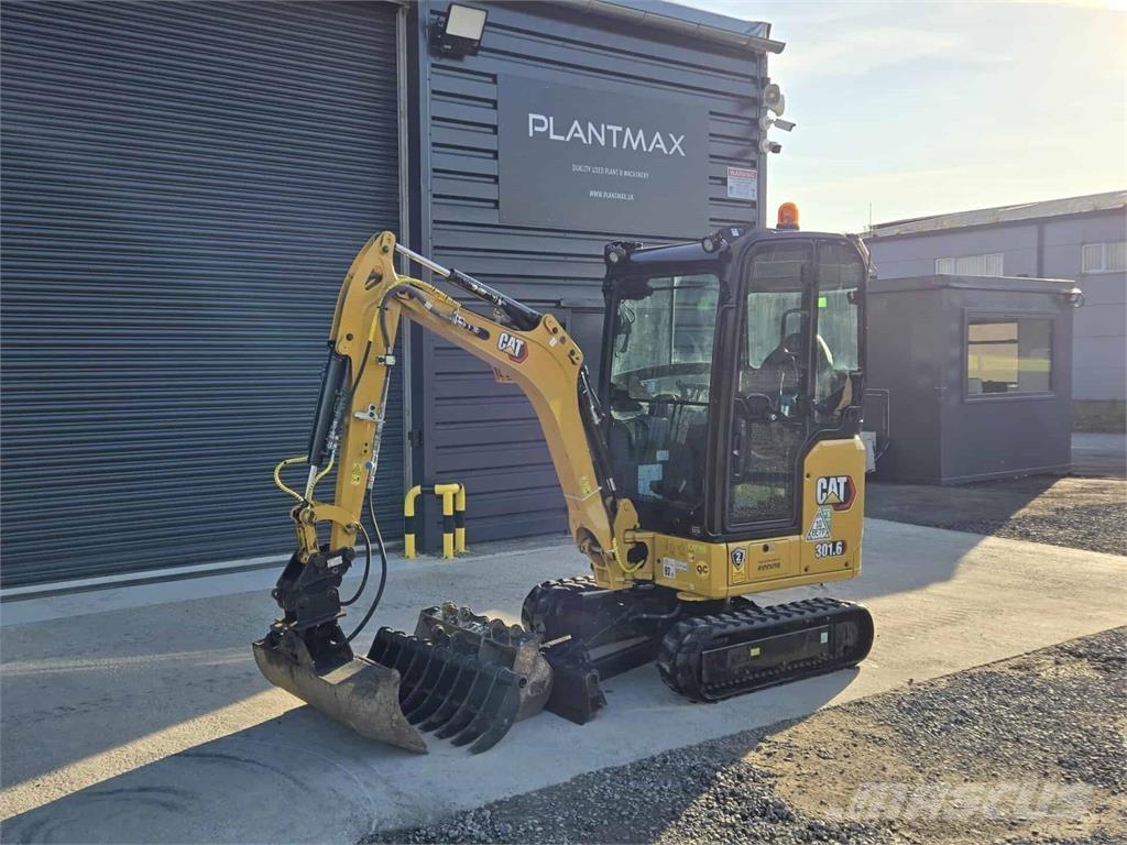 CAT 301.6 Miniescavatori