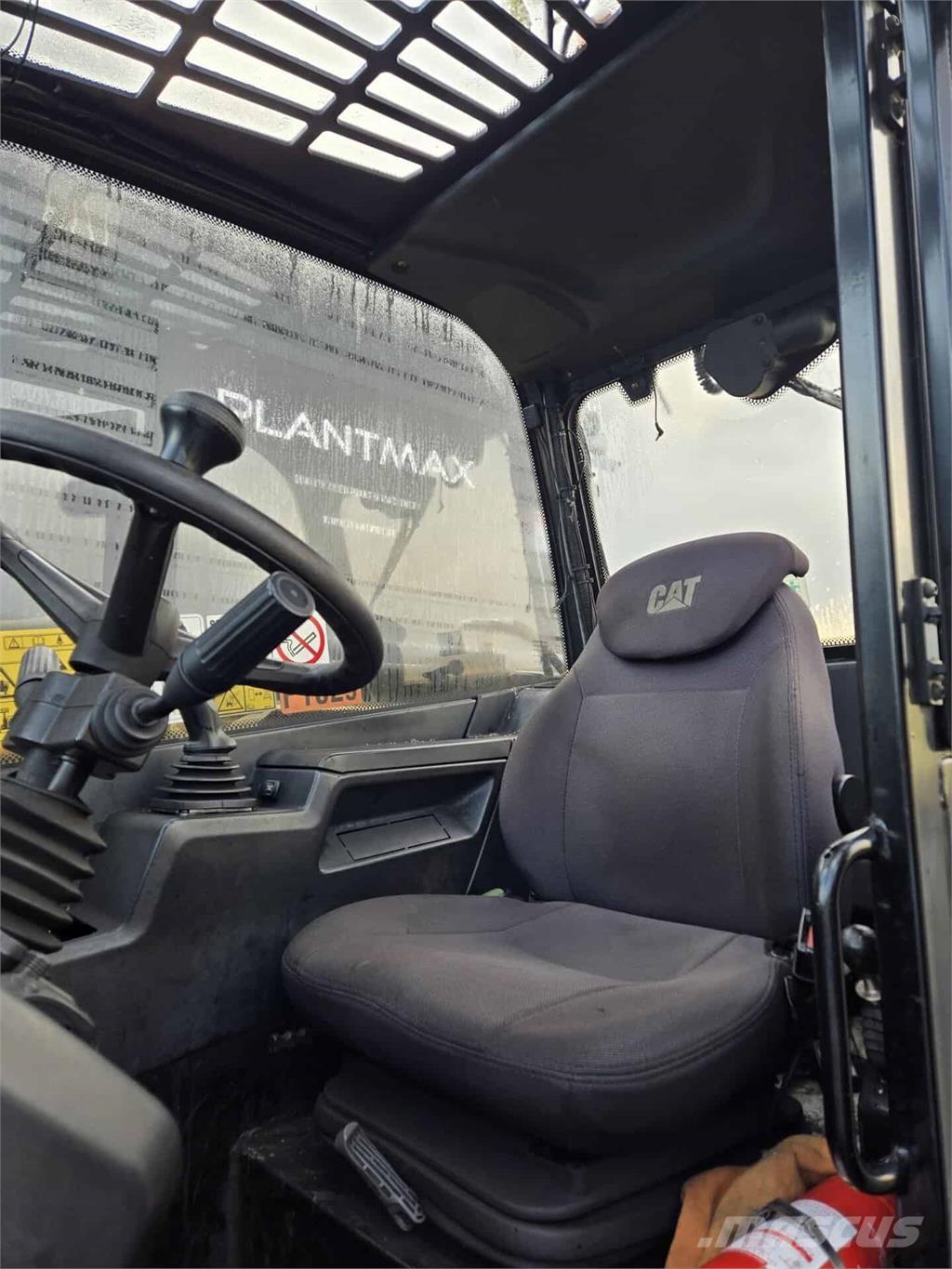 CAT TH417 Sollevatori telescopici