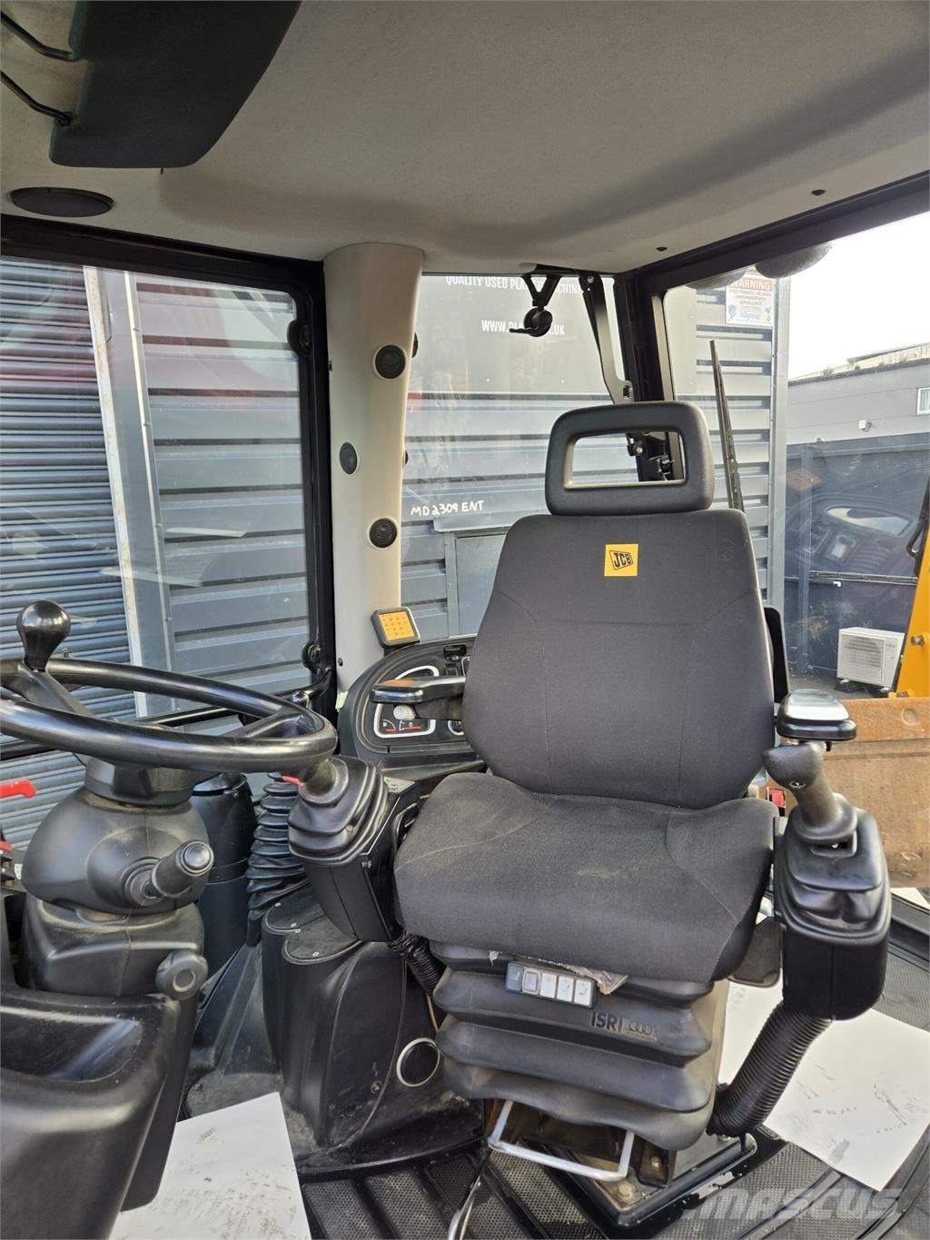 JCB 3CX Terne