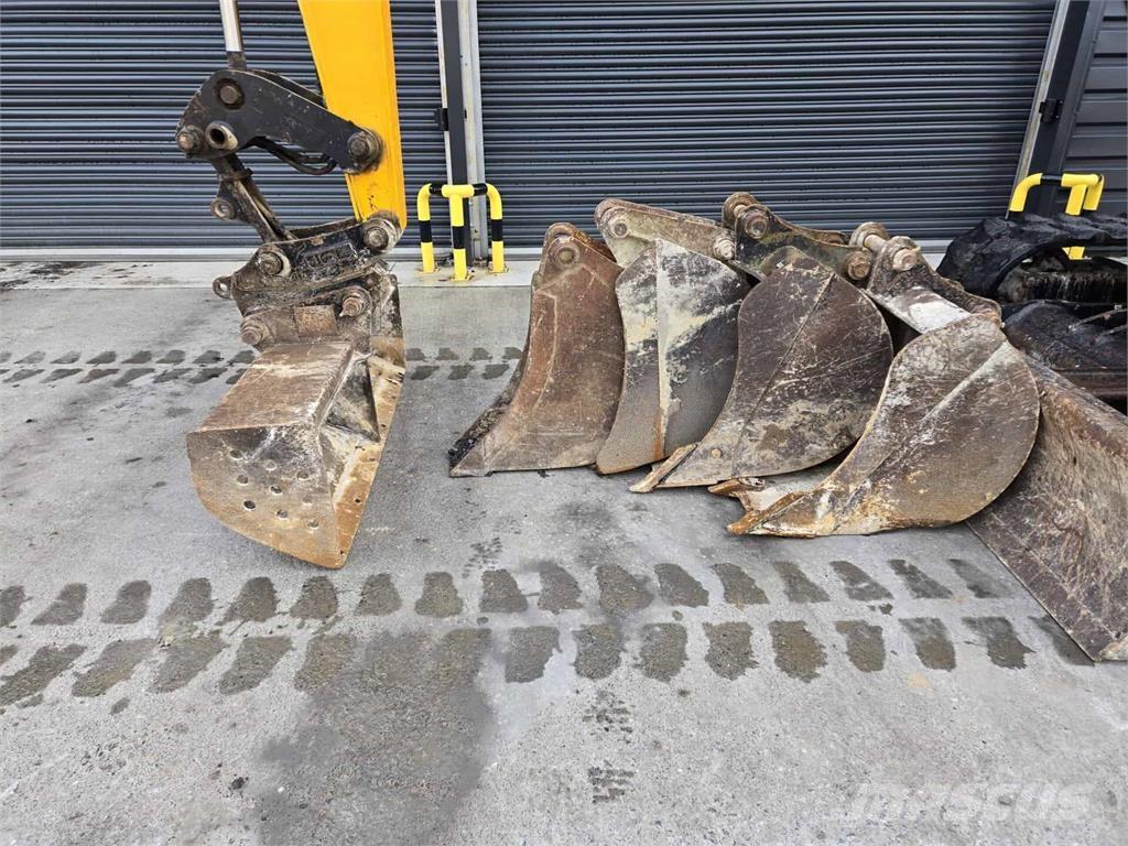 JCB 86C-1 Escavatori medi 7t - 12t