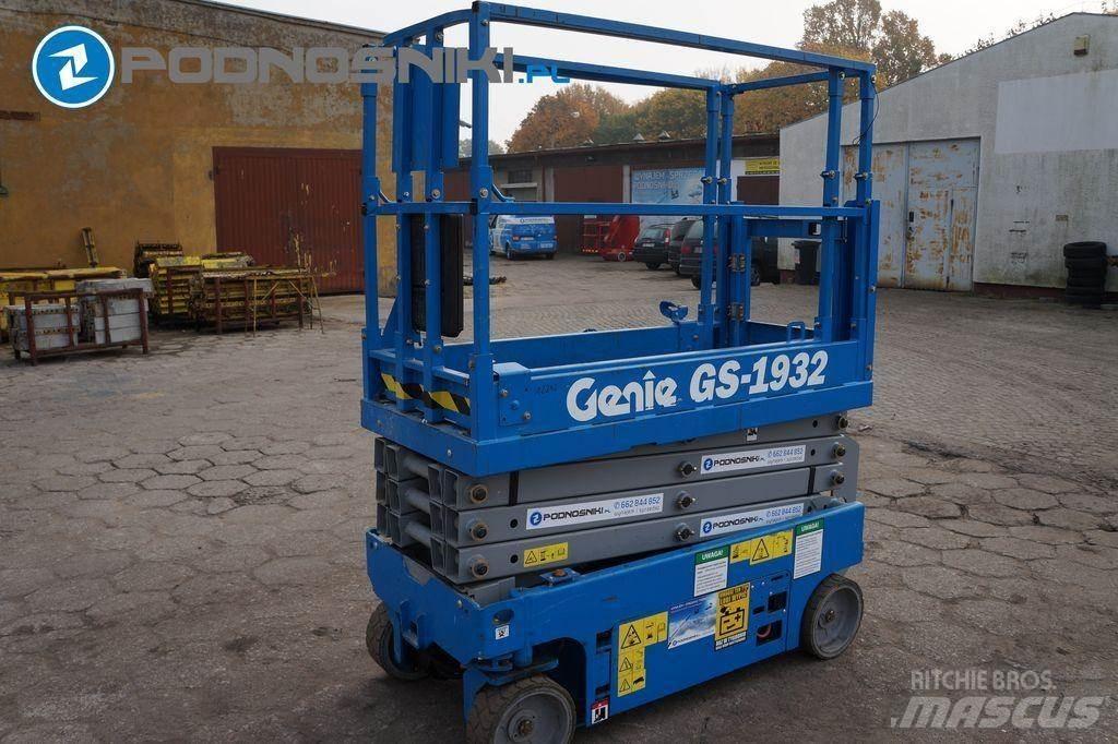 Genie 1932 Piattaforme a pantografo