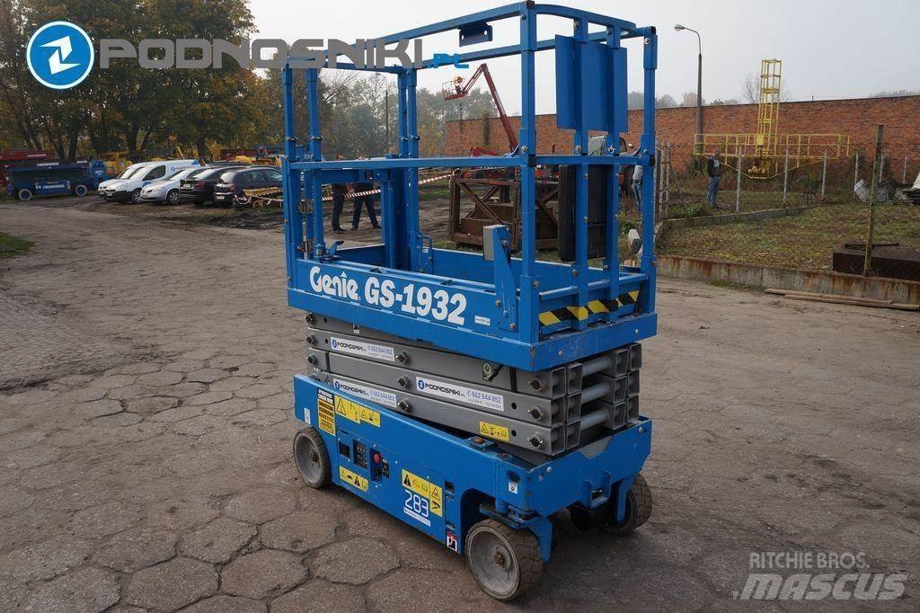 Genie 1932 Piattaforme a pantografo