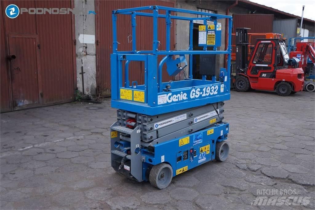 Genie 1932 Piattaforme a pantografo