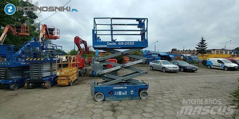 Genie 2032 Piattaforme a pantografo