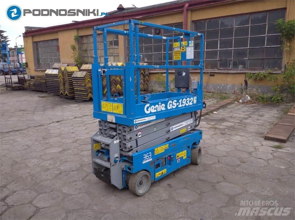 Genie 3219 Piattaforme a pantografo