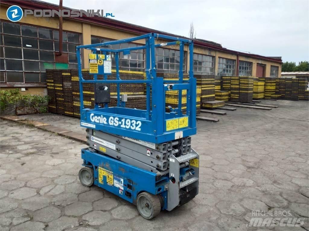 Genie 3219 Piattaforme a pantografo