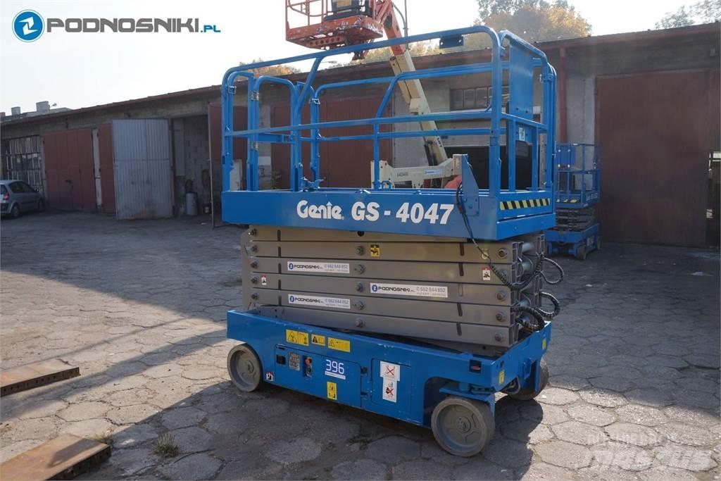 Genie 4047 Piattaforme a pantografo